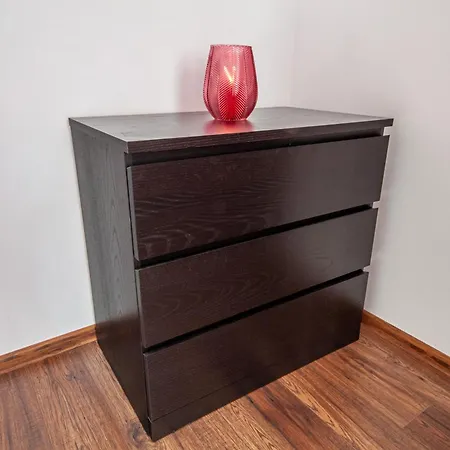 Serwis - Krupówki 3 *