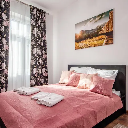 Apartament Serwis - Krupówki 3 *